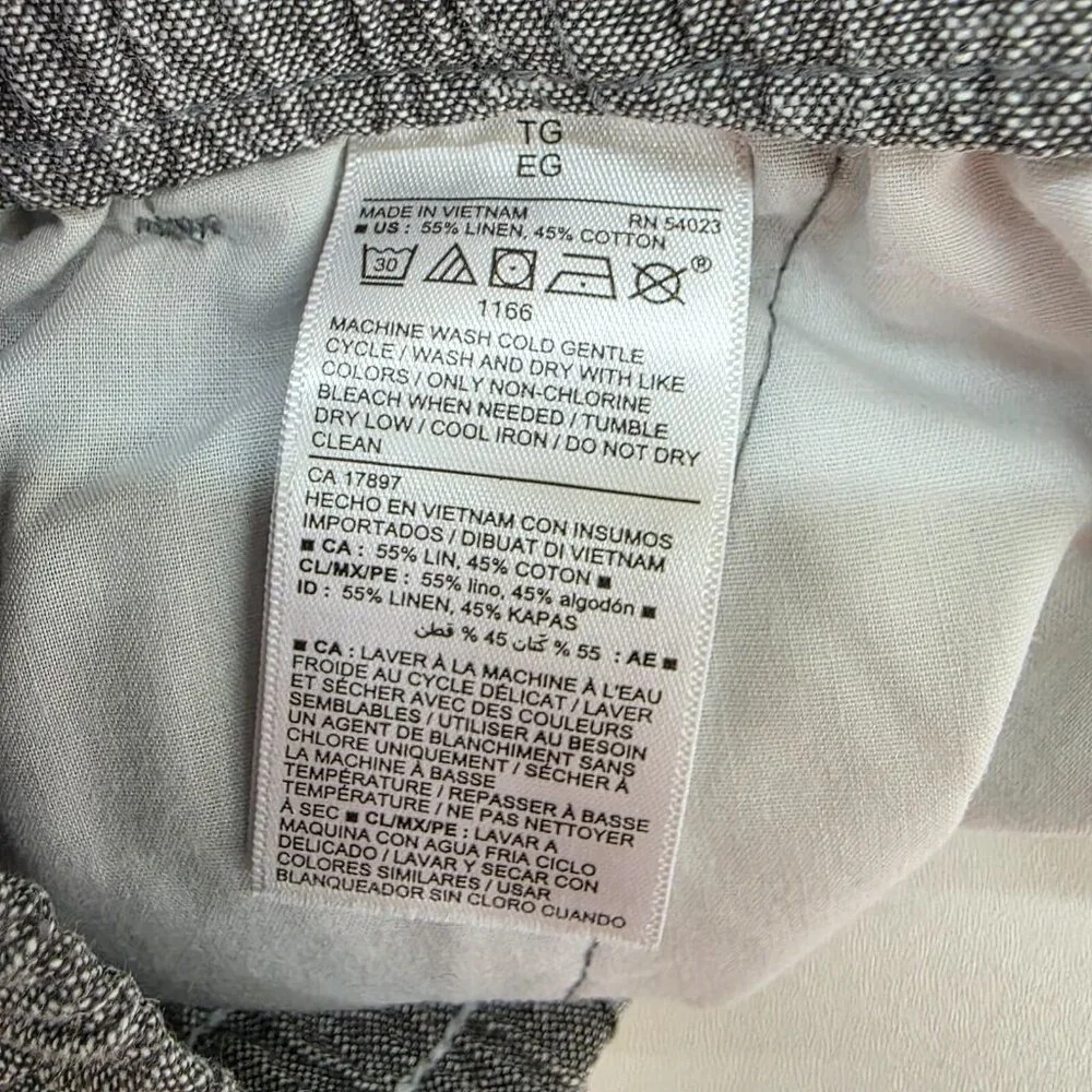 Old Navy Men's Charcoal Flat Front Shorts - Picture 9 of 13